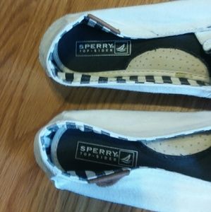 Sperry white with blue in sole stripe NWOT